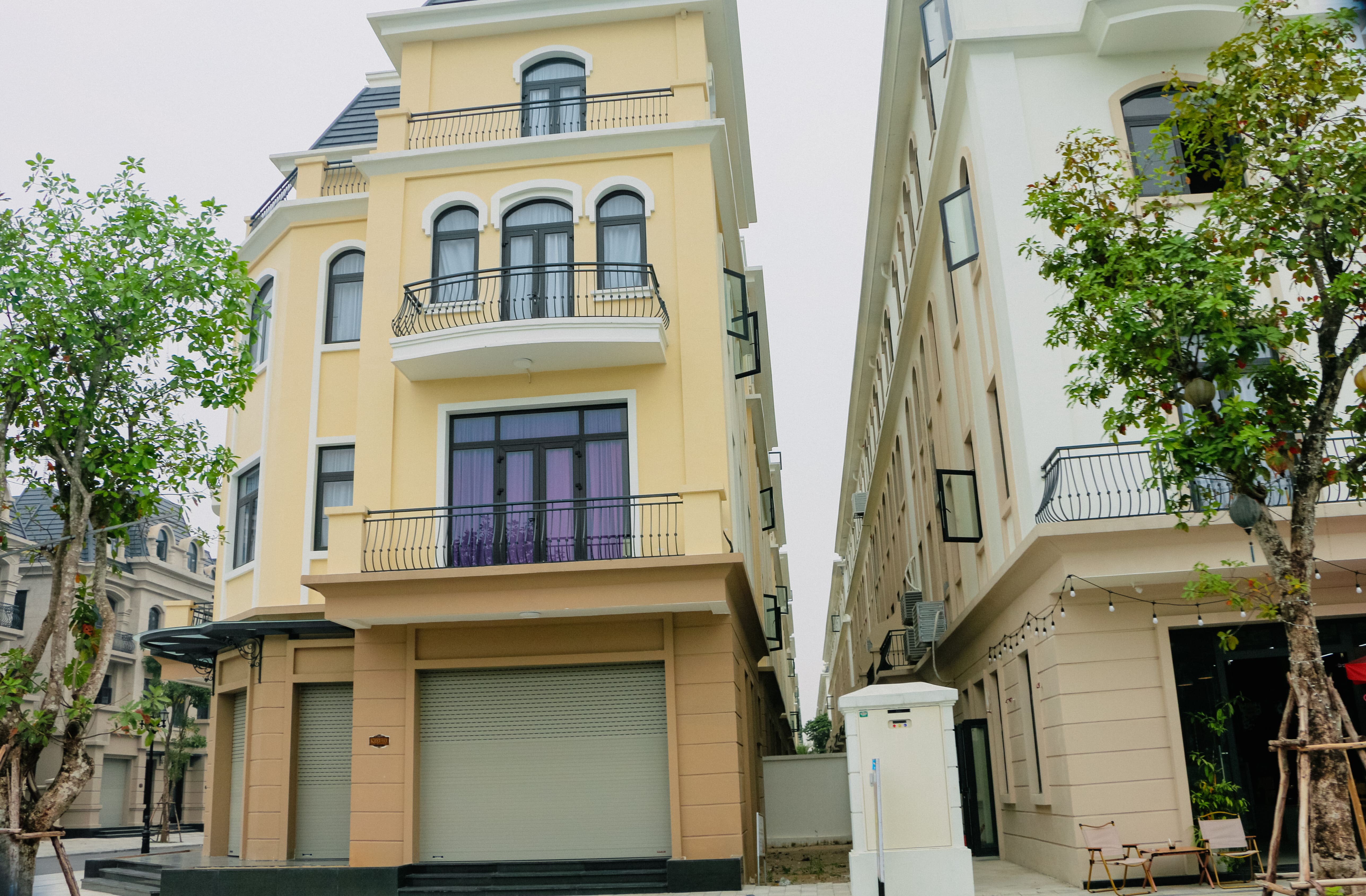 Cho thuê nhà liền kề đường San Hô 30m, & San Hô 3 Vinhomes Ocean Park 2 - DT: 146m2 x 4 tầng